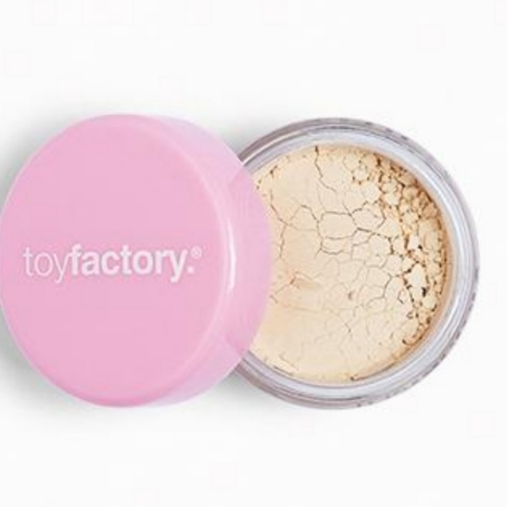 4/25 Bundle Item. Toyfactory Ultraset Setting Powder In Translucent!